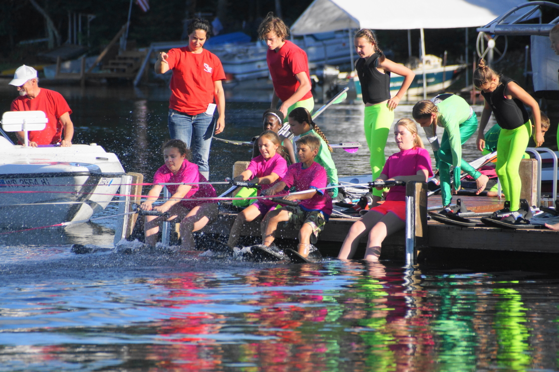 <center>Pre-Show, 6 Acts starting at 6:15 PM</center>