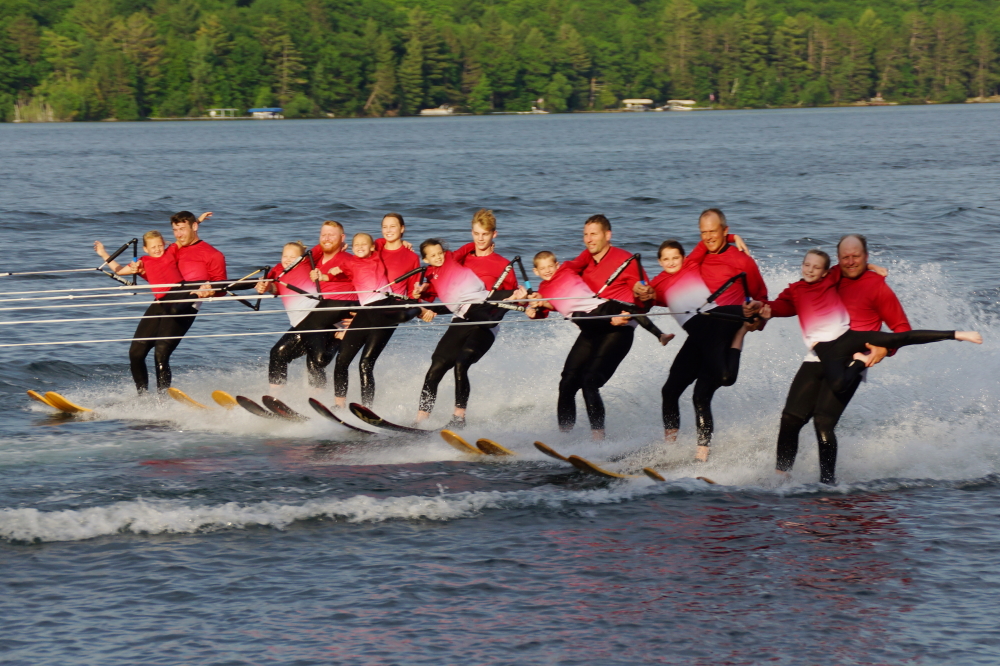 <center>Act IV,  Doubles.</center>