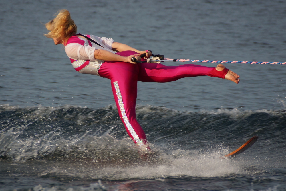 <center>Act V, Swivel Ski.</center>