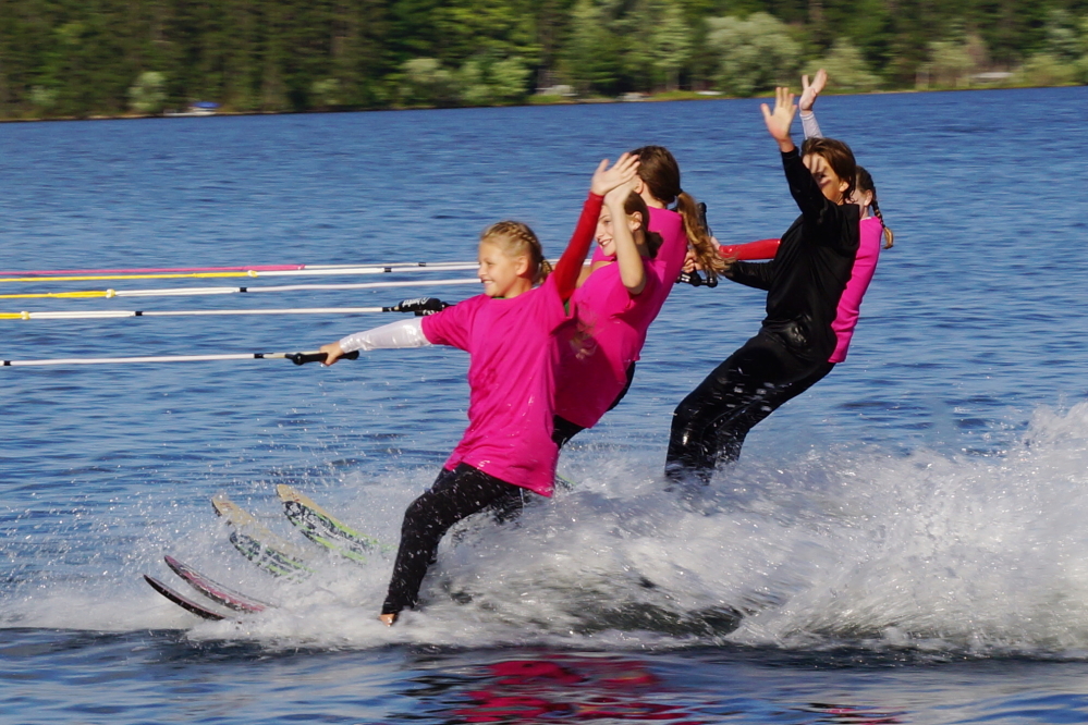 <center>Pre-Show, Act II  JuniorSlalom.</center>
