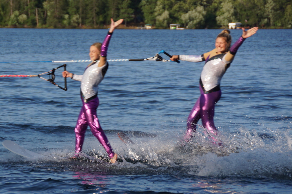 <center>Act V, Swivel Ski.</center>