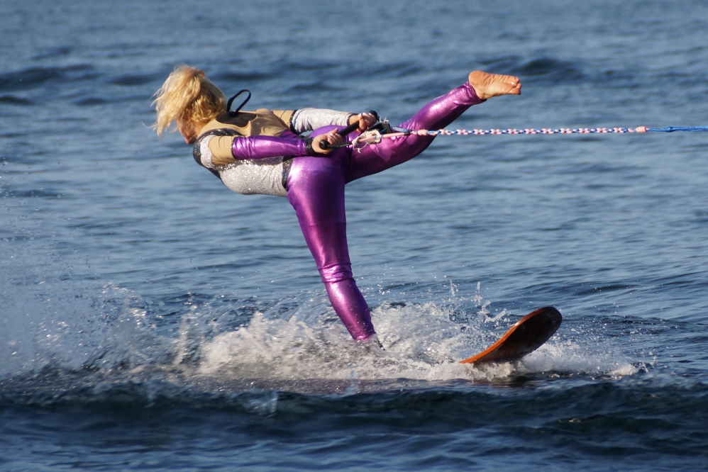 <center>Act V, Swivel Ski.</center>