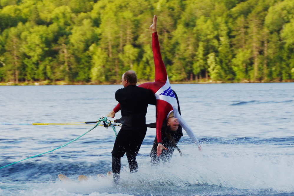 <center>Act XVI, Strap/Trios.</center>