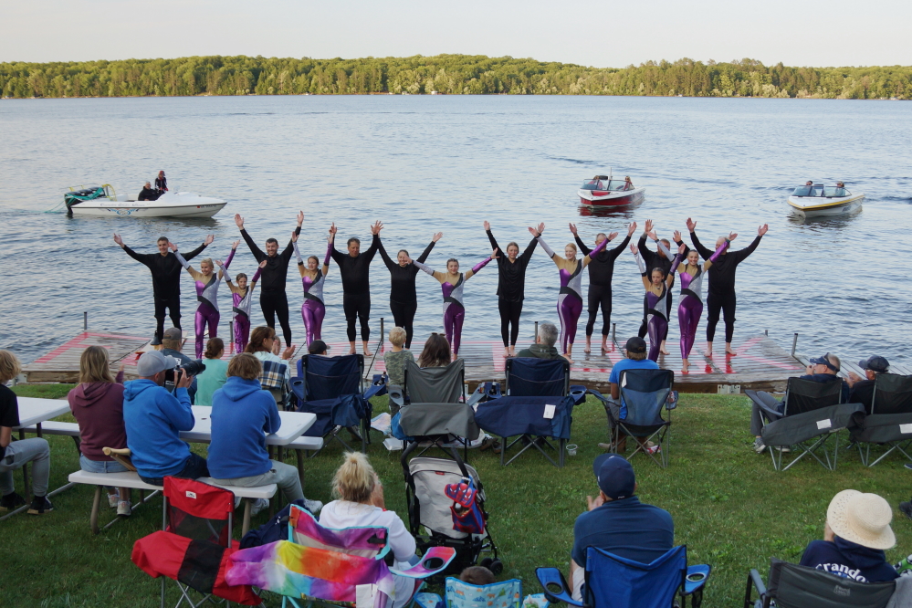 <center>A good show with a light sprinkling of alumnus. Great job team!</center>