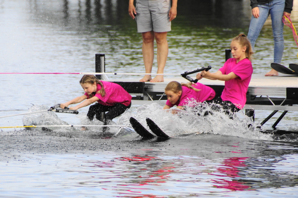 <center>Pre-Show, Act I  Junior 2 ski.</center>