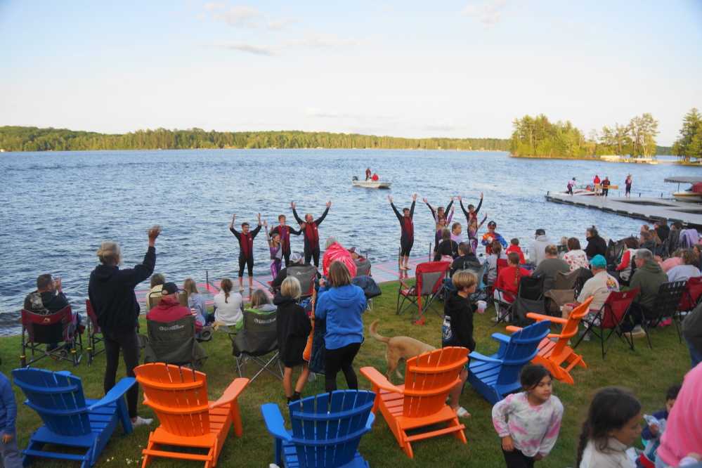 <center>Considering the cold air and rough water, the show was not that bad. Good job guys!</center>